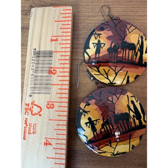 Hand-Painted African Tribal Art Round Earrings Fish Hook Vintage Lightweight - Picture 3 of 3